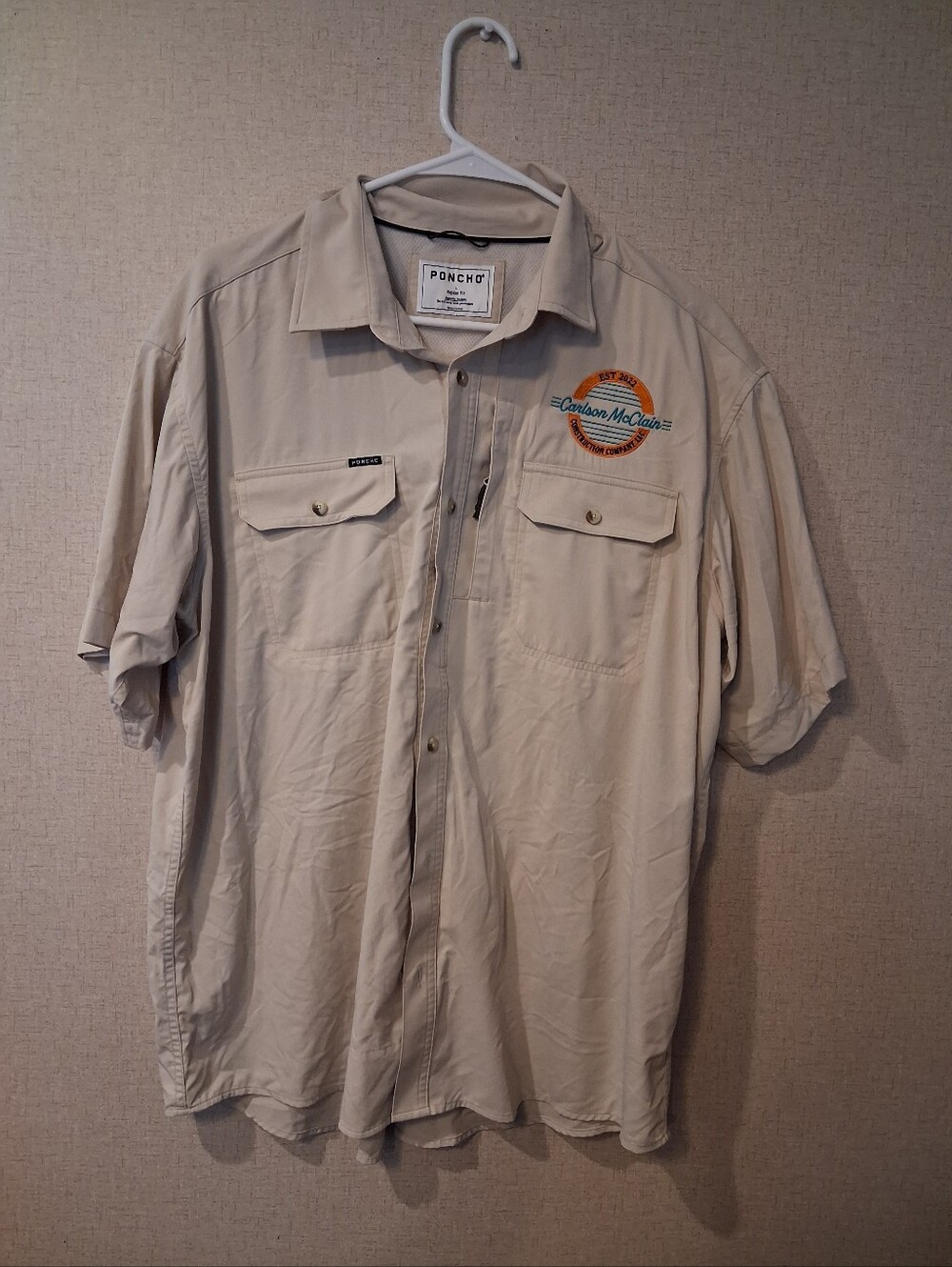 Poncho Short-Sleeve Casual Button-Down Shirt in Beige